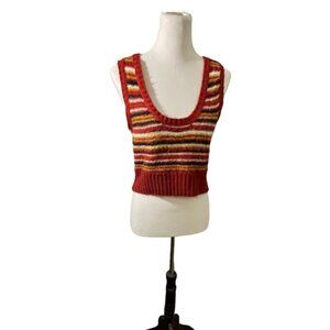 Cropped sweater vest